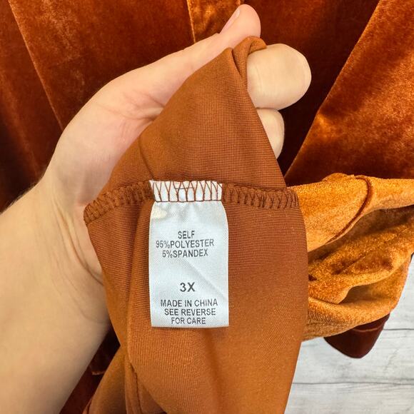 Haptics Plus Size Burnt Orange Velvet Long Sleeve Tunic Top Size 3X - Picture 8 of 9